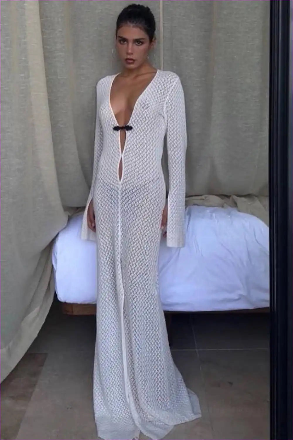 Embrace The Allure Of Summer With Our Hollow Out V-neck Maxi Dress. Effortless Boho Style For Beach Days