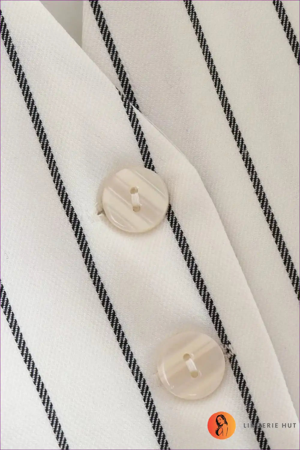 Define Your Fall Style With Our Chic Fall Striped Bare Back Double Layer Vest. It Exudes Timeless Elegance