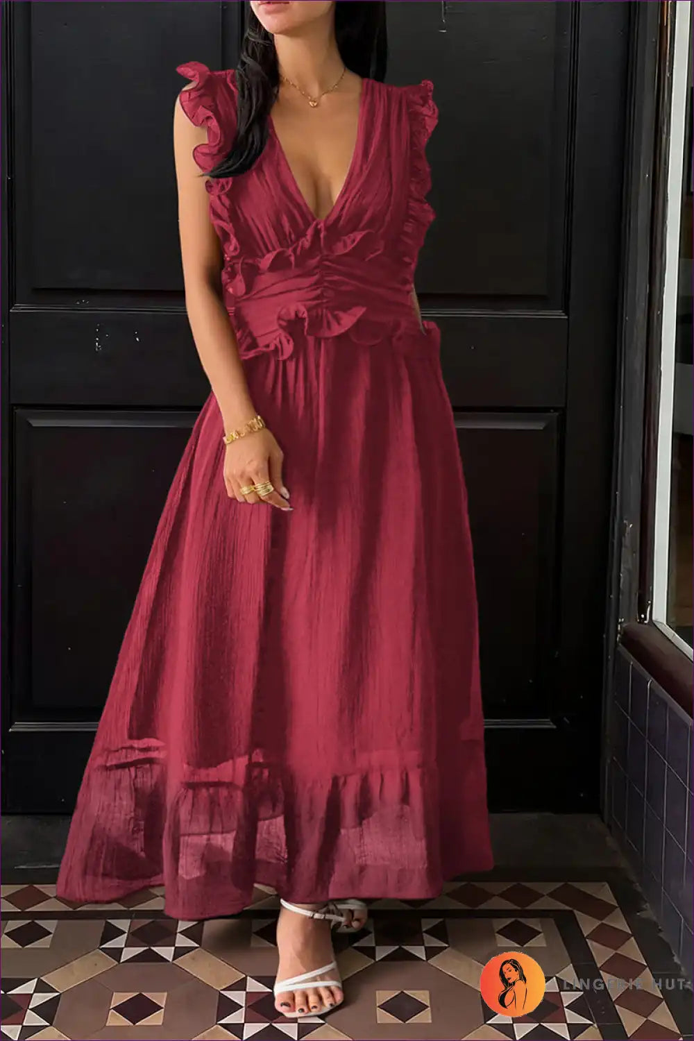A-line Maxi Dress with Backless Detail - Understated Glamour - s / Burgundy - Dresses - Lingerie Hut - Autumn