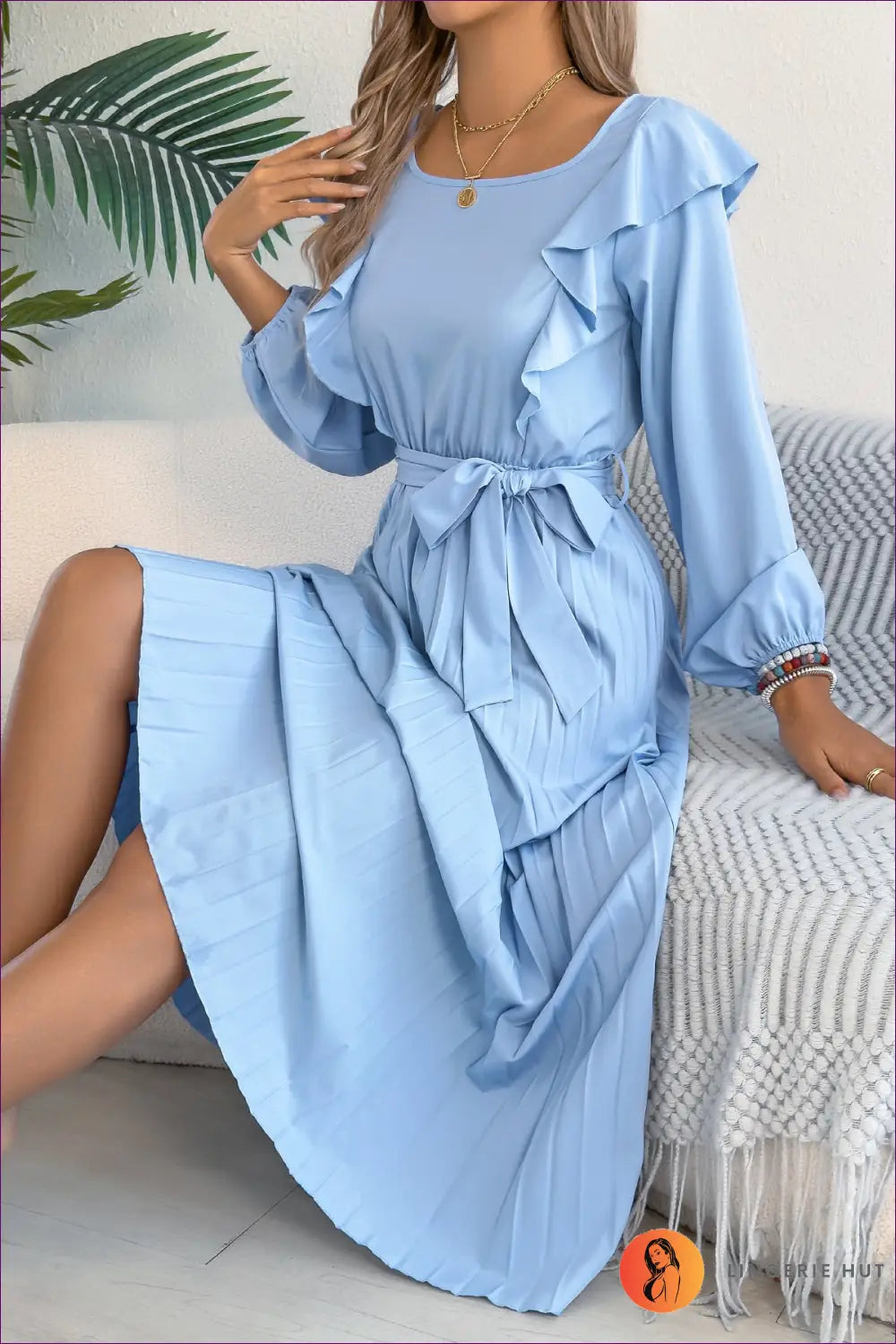 Pleated Maxi Dress with Square Neckline - Quiet Confidence - s / Blue - Dresses - Belted • Casual • Clothing • Elegant