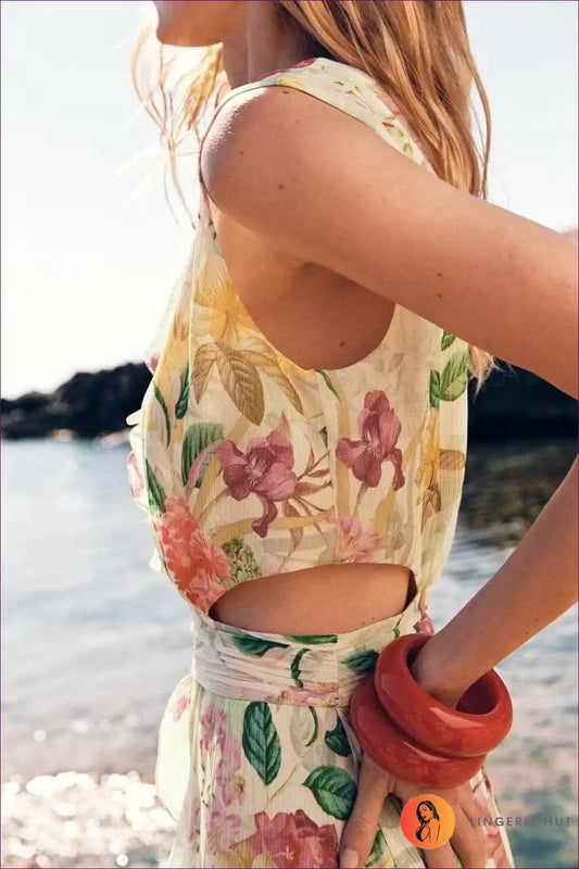 Maxi Dress with Side Split - Beachside Elegance for Boho, Chiffon, Dress, Floral, Formal Wear