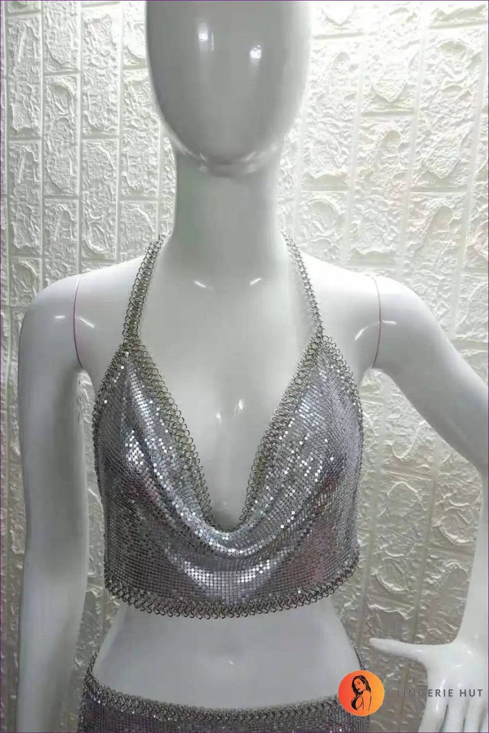 Elevate Your Nightlife With Our High-quality Metal Sequined Set. Featuring a Low-cut Backless Crop Top
