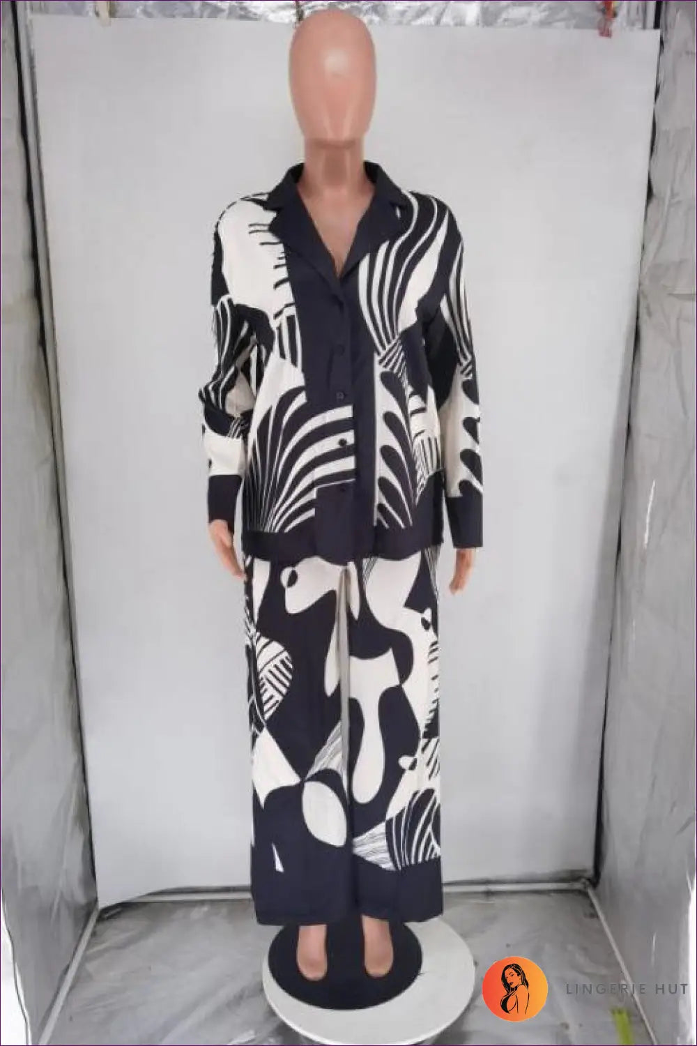 Printed Pyjama Set with Long Sleeves - Luxe Nights in - Sleepwear & Loungewear - Lingerie Hut - Autumn • Casual