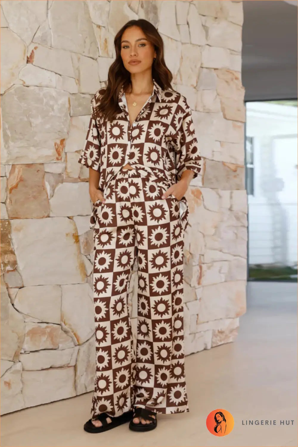 Pyjama Set with Geometric Print - Elevated Lounging - s / Dark Brown - Autumn • Everyday • Loungewear • Modest • Night
