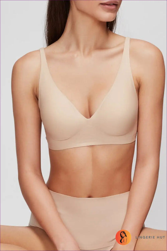 Seamless Wireless Bra and Brief Set with v Neck - Everyday Comfort for Set, Casual, Cotton, Everyday,