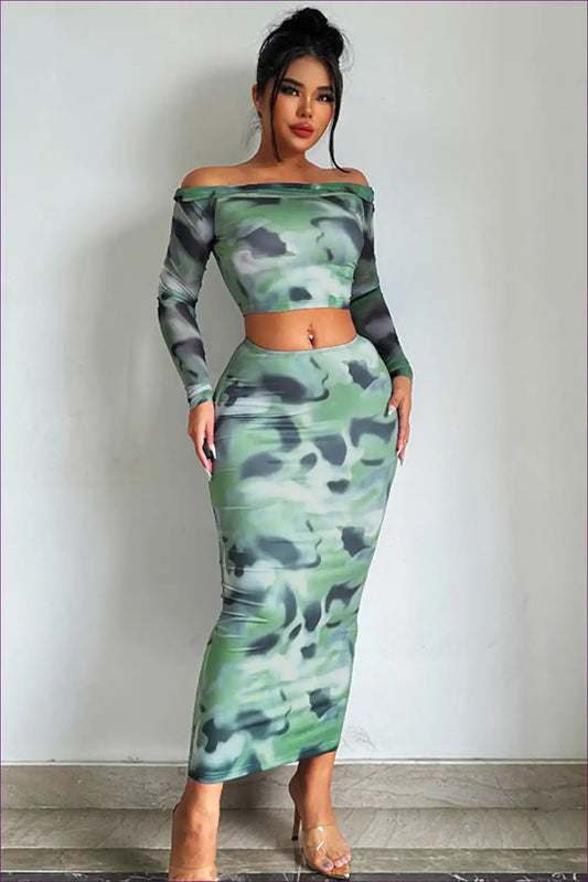 Unleash Your Sexiness In This Slim-fit, Off-shoulder Co-ord Set! Flaunt Figure, Exude Confidence, And Embrace