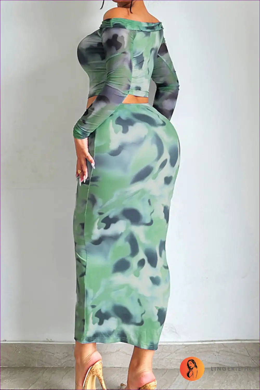 Unleash Your Sexiness In This Slim-fit, Off-shoulder Co-ord Set! Flaunt Figure, Exude Confidence, And Embrace