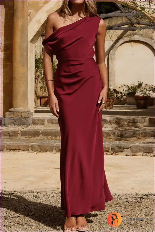 One Shoulder Maxi Dress with Ruched Waist - Formal - Xs / Burgundy - Dresses - Bodycon • Clothing • Glamour • Lingerie