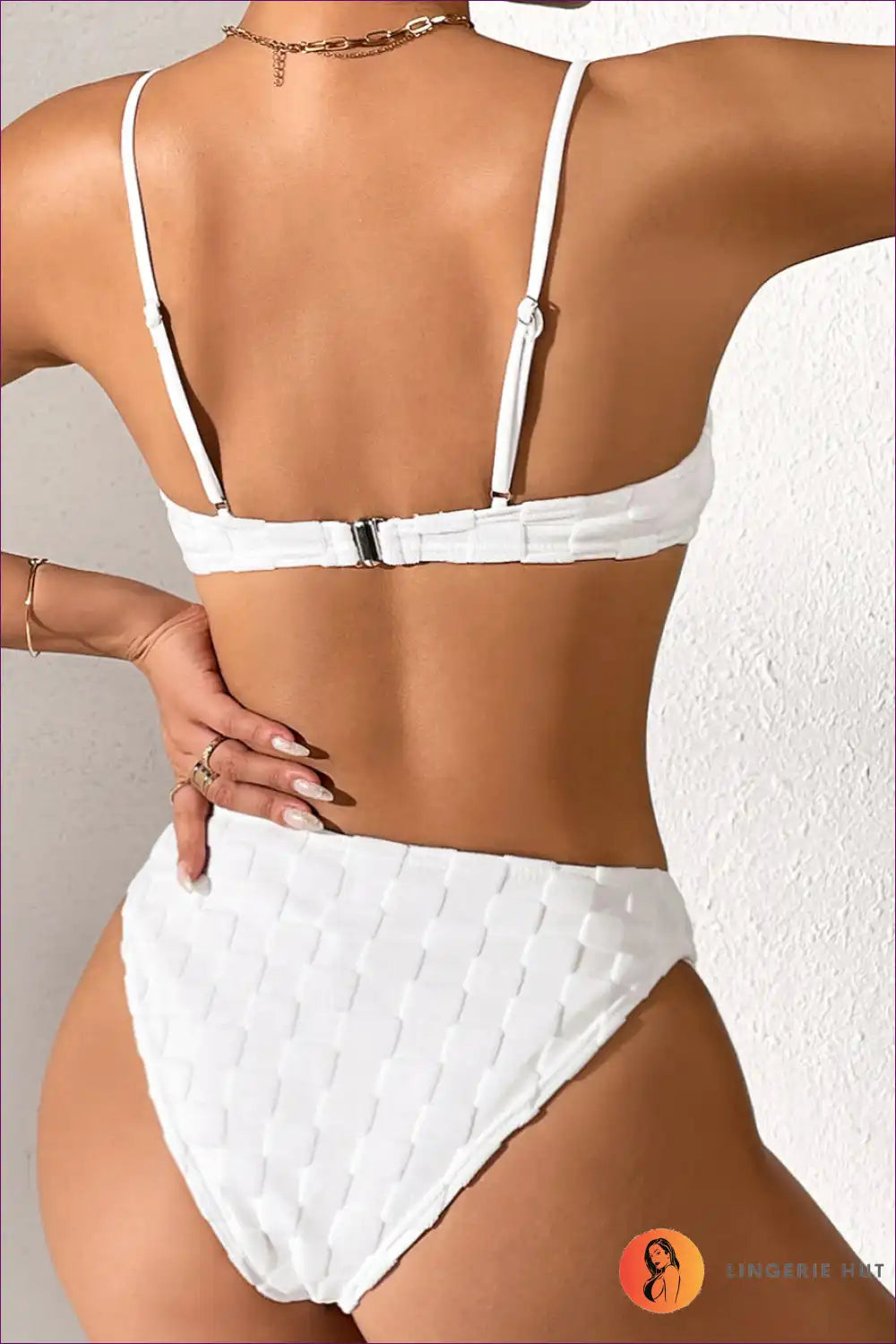 Turn Heads With Our Charming Plaid Fabric Split Bikini Swimsuit. Trendy And Confident, It’s Your Ticket