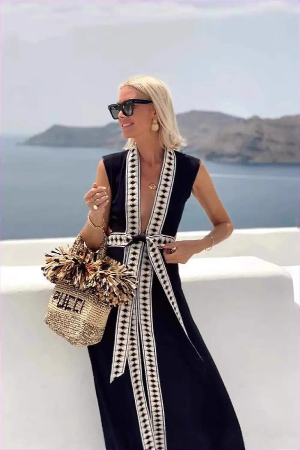 V-neck Maxi Dress with Contrast Trim - Boho Beach Escape for Beachwear, Boho, Casual, Everyday,