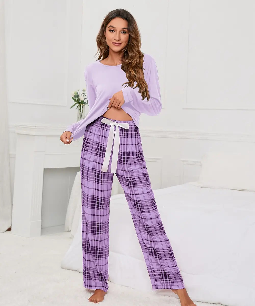 Solid-colour Round-neck Pyjama Set - Lounge in Plaid Elegance