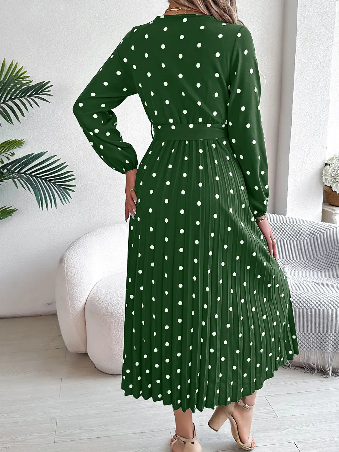 Elegant Polka Dot Maxi Dress - Ultimate Spring/fall Essential