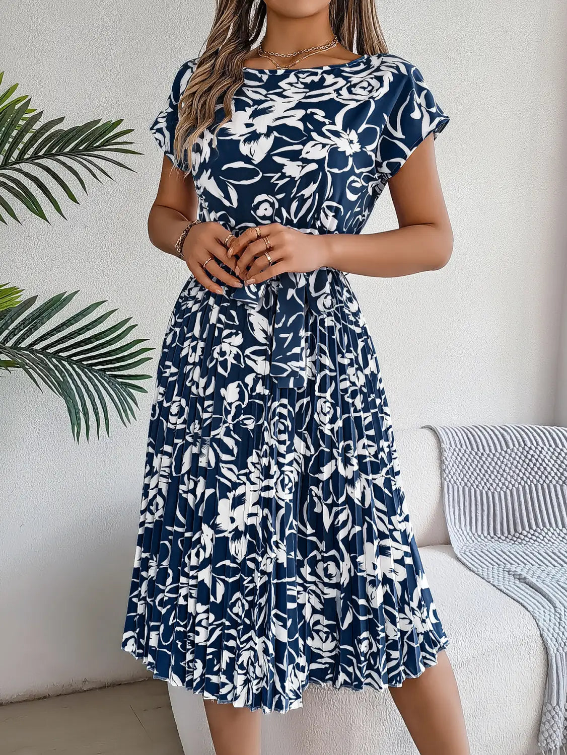 Elegant Floral Pleated Dress - Embrace Summer Elegance