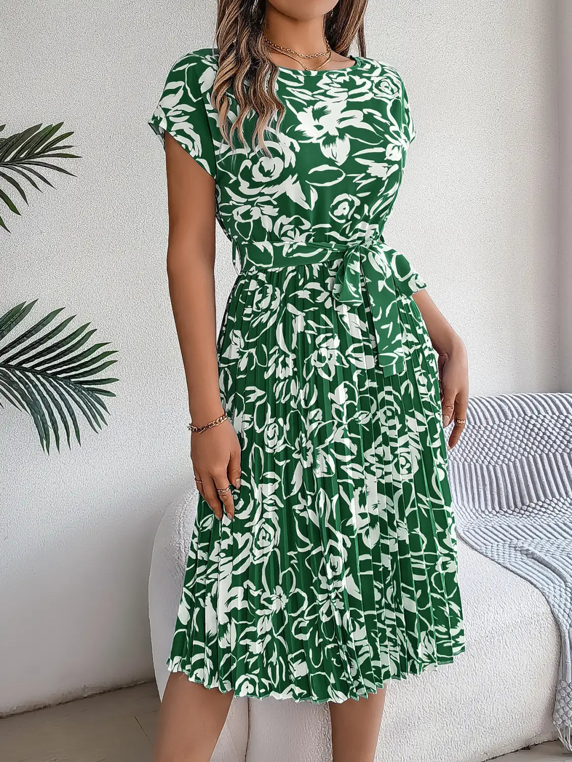 Elegant Floral Pleated Dress - Embrace Summer Elegance