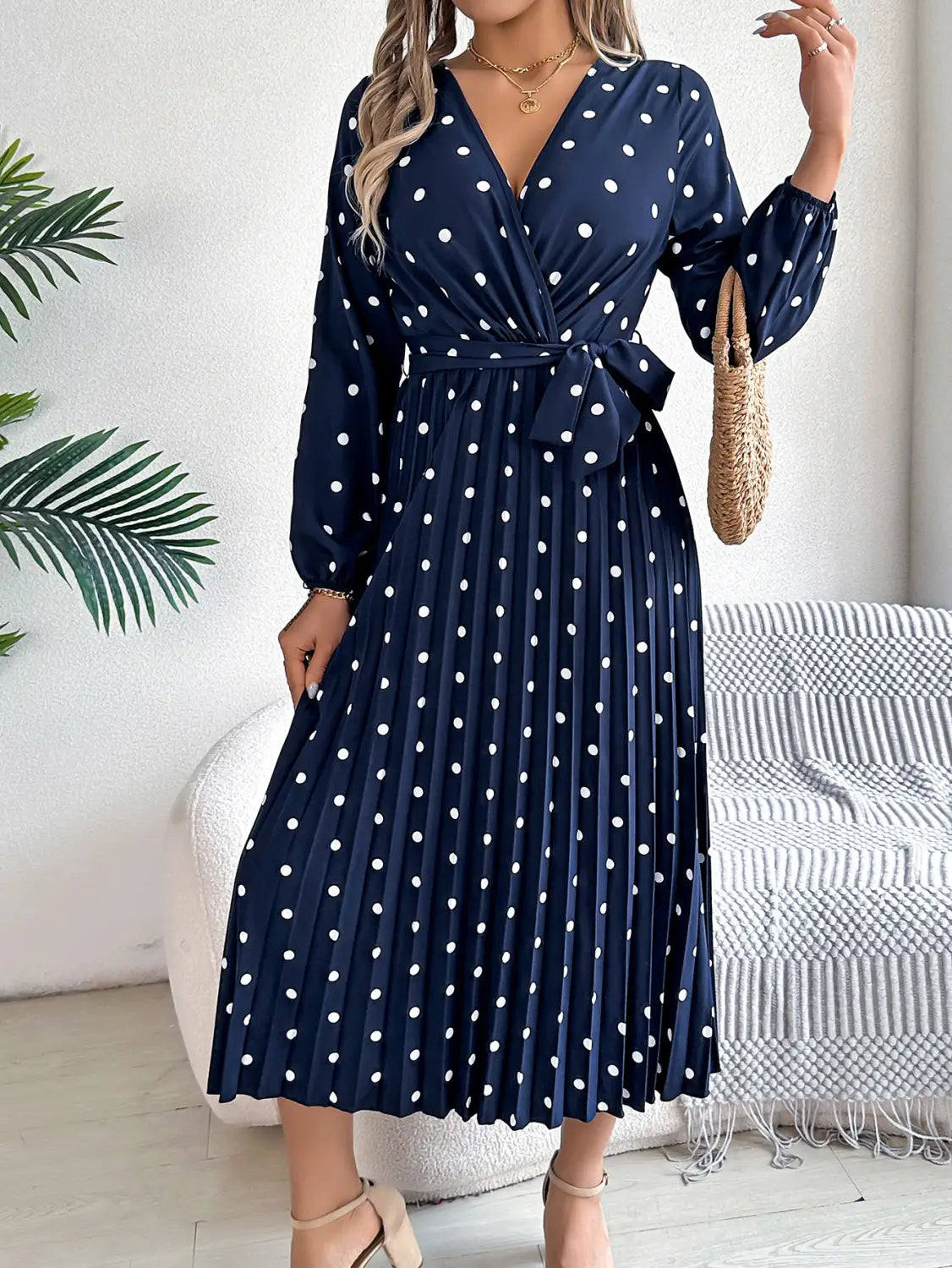 Elegant Polka Dot Maxi Dress - Ultimate Spring/fall Essential