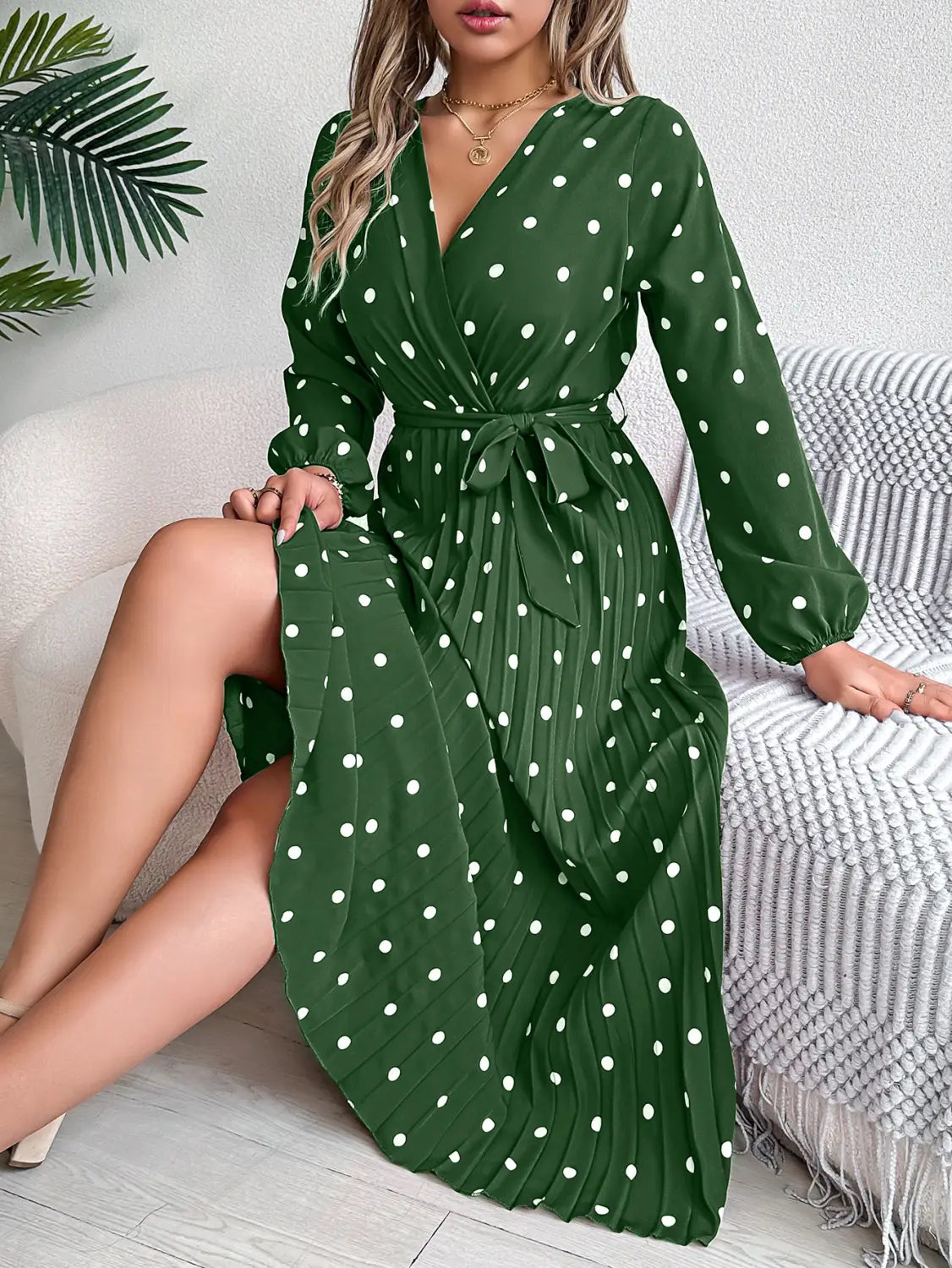 Elegant Polka Dot Maxi Dress - Ultimate Spring/fall Essential