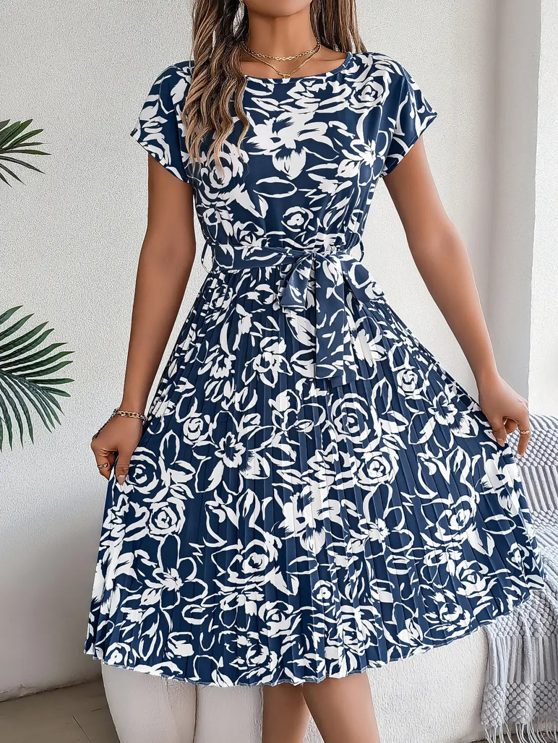 Elegant Floral Pleated Dress - Embrace Summer Elegance