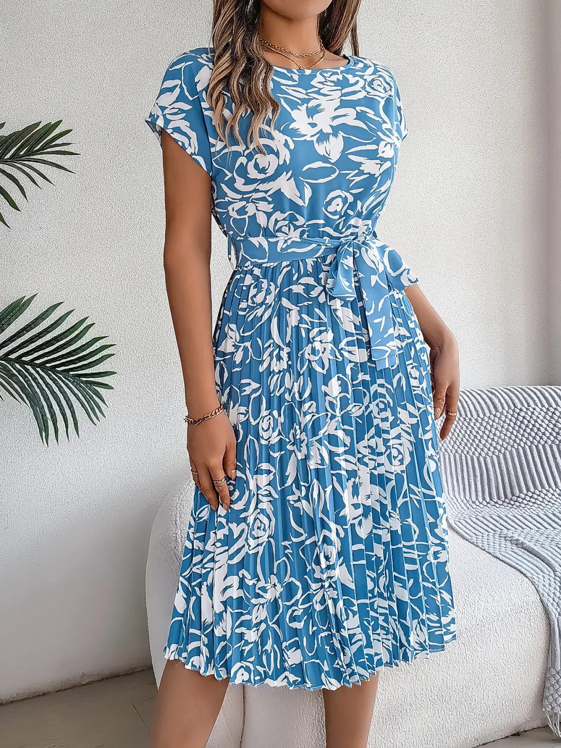 Elegant Floral Pleated Dress - Embrace Summer Elegance