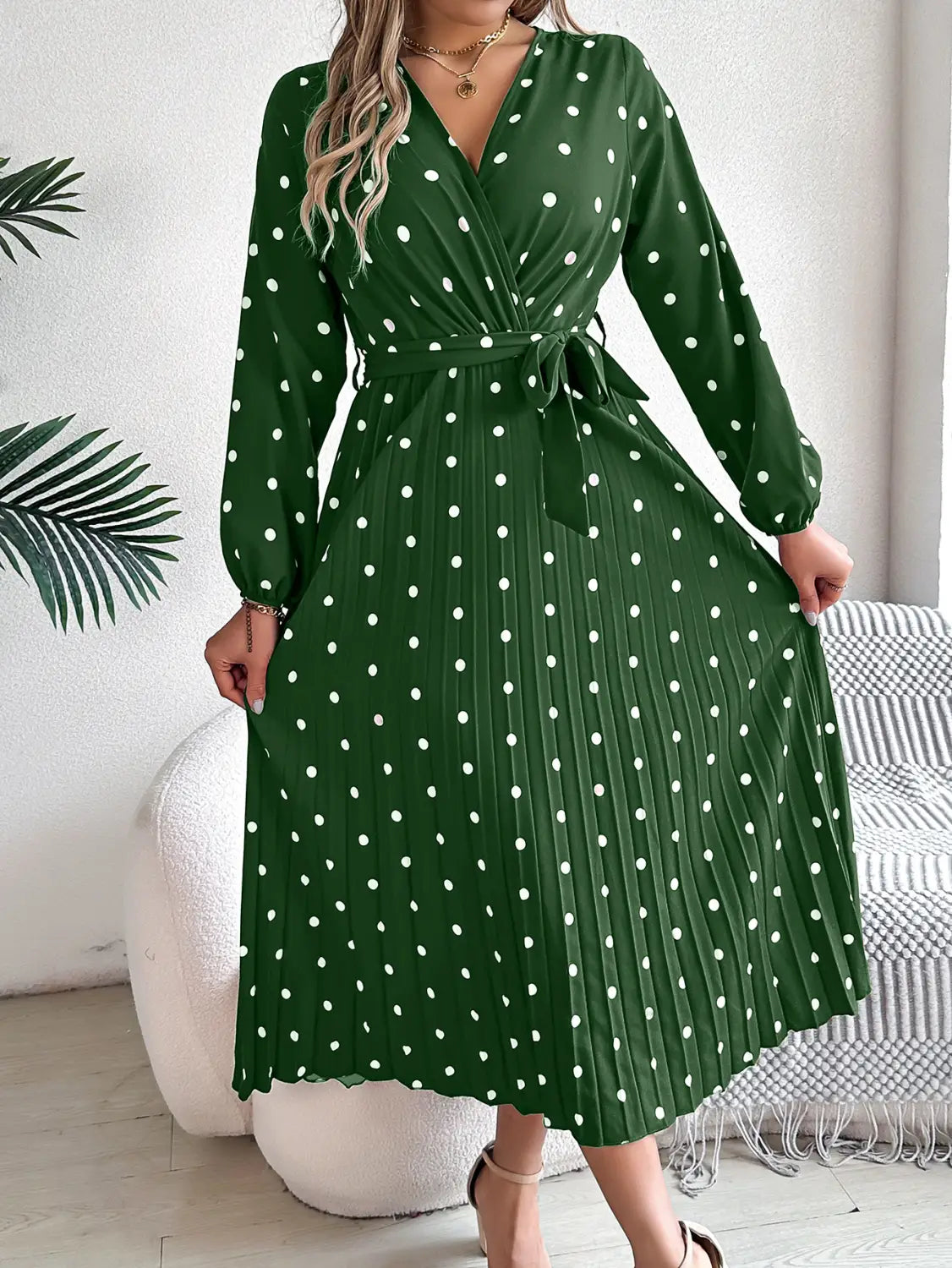 Elegant Polka Dot Maxi Dress - Ultimate Spring/fall Essential