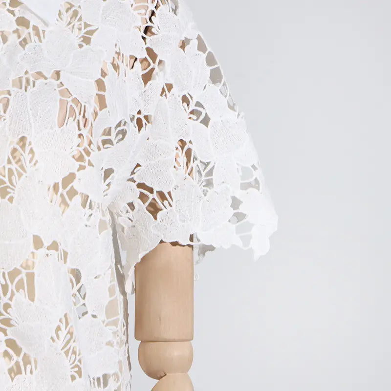Elegant Embroidered Collared Set – Summer Chic