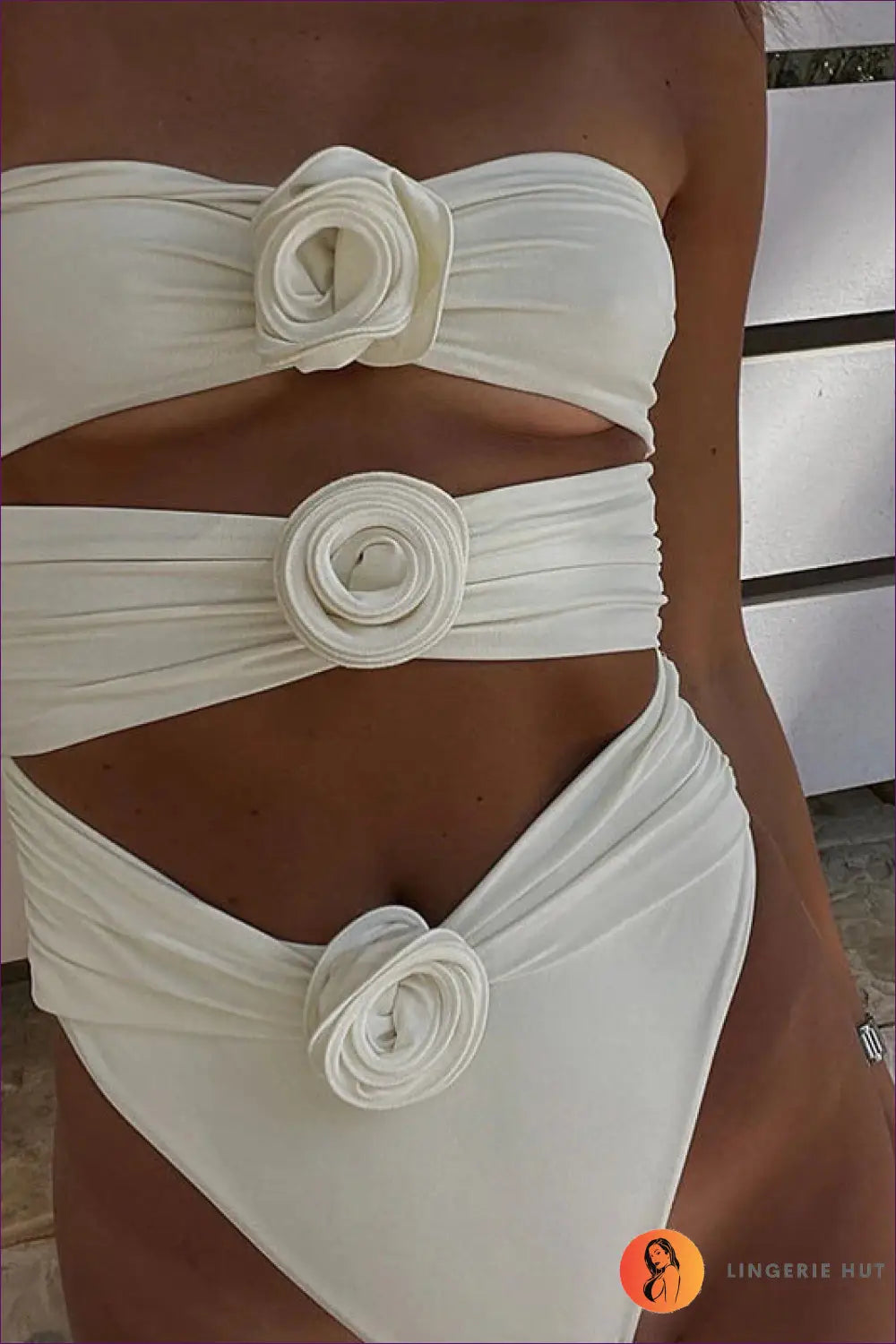 3d Floral Cutout Swimsuit - Sculpted Beach Confidence - s / Ivory - Swimwear - Beachwear • Glamour • just in - Lingerie