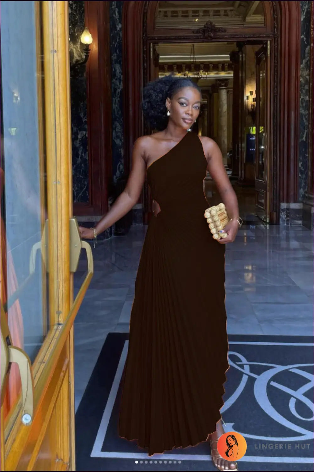 Asymmetric Cutout Maxi Dress - Evening Elegance All Season - s / Black - Dresses - Lingerie Hut - A-line • All Season