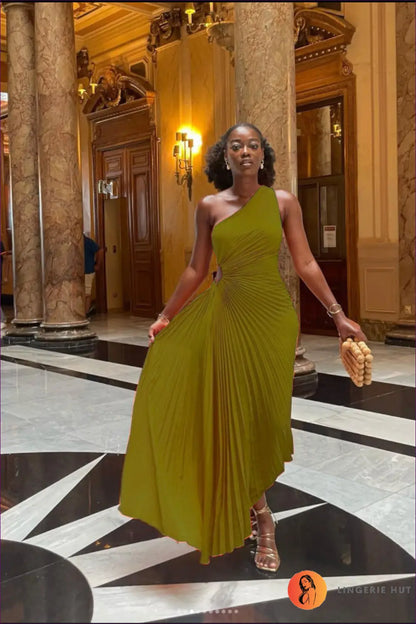 Asymmetric Cutout Maxi Dress - Evening Elegance All Season - s / Green - Dresses - Lingerie Hut - A-line • All Season