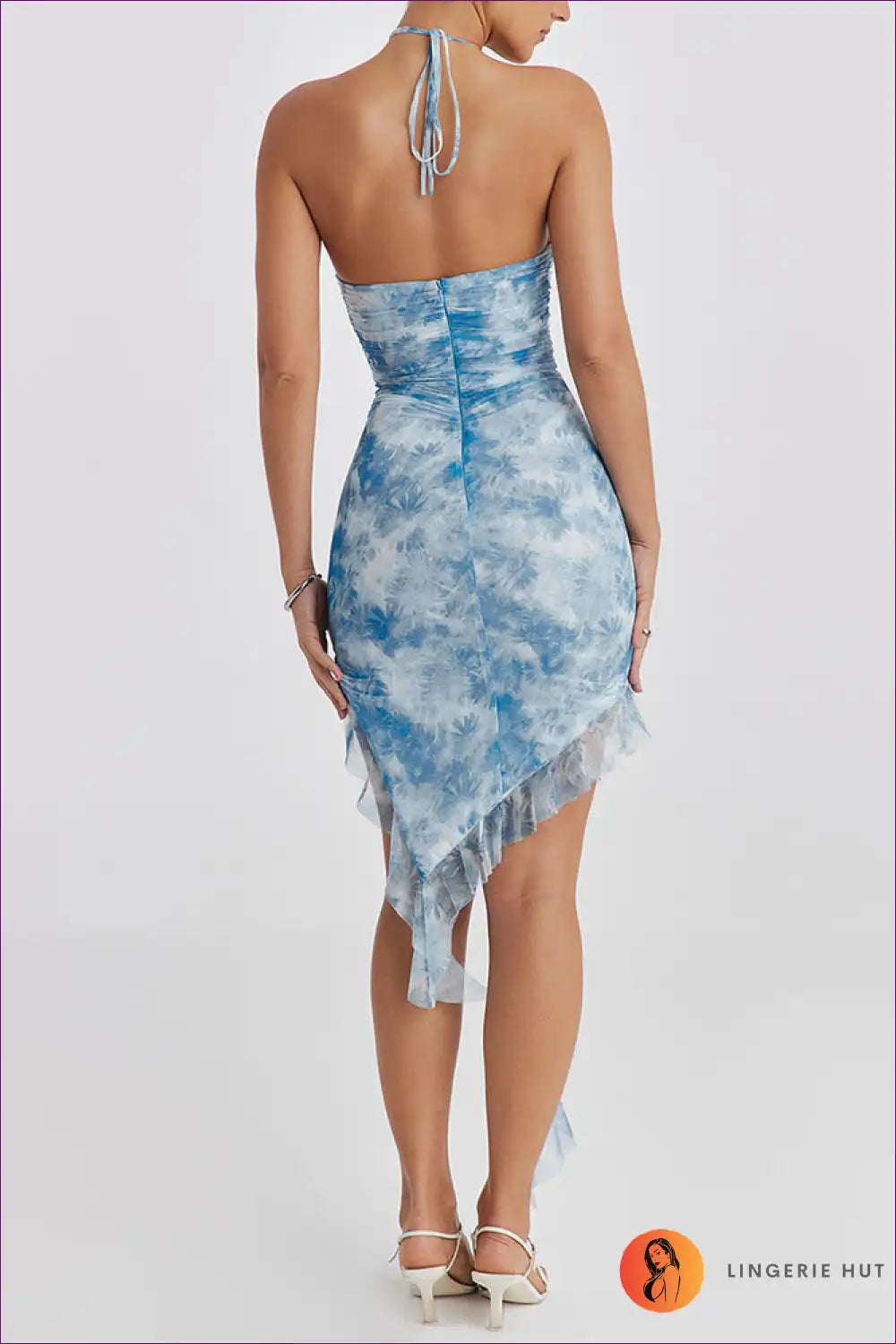 Asymmetrical Bodycon Dress with Halter Neck - Summer Party Muse for Bodycon, Casual, Cutout, Dress, Glamour