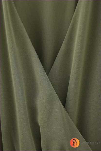 Belted Pleated Midi Dress - Quiet Confidence for Every Occasion - Dresses - A-line • All Season • Autumn • Belted
