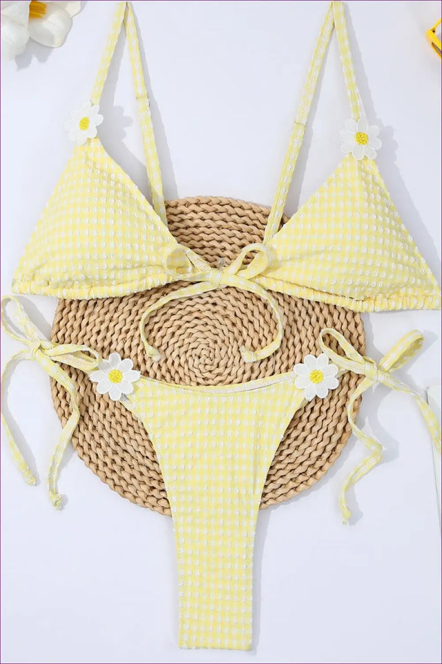 Bikini Set with Daisy Accents - Playful Summer