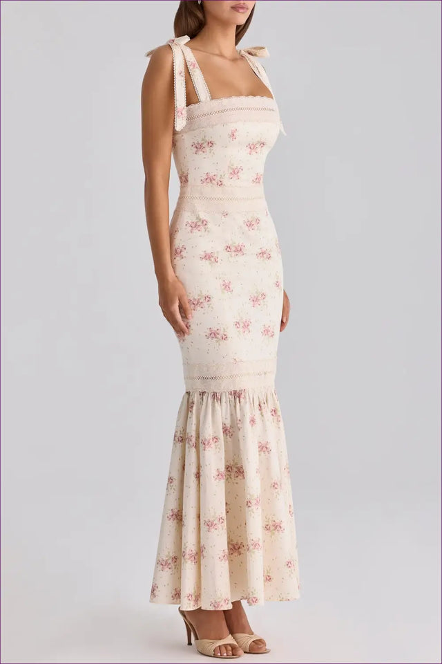 Bodycon Dress with Fitted Waist - Easy Elegance