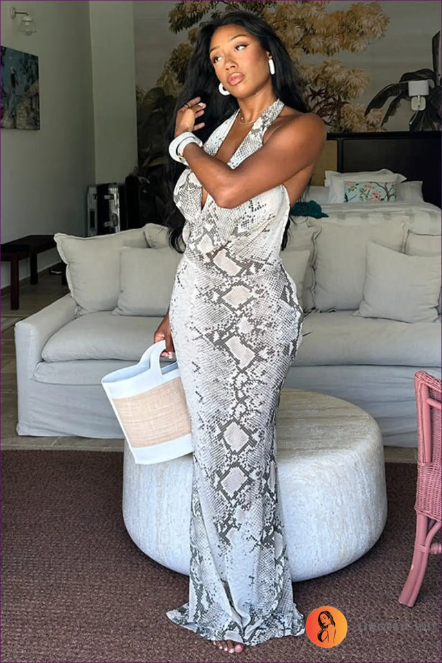 Bodycon Dress with Tie Waist Detail - Breezy Sophistication