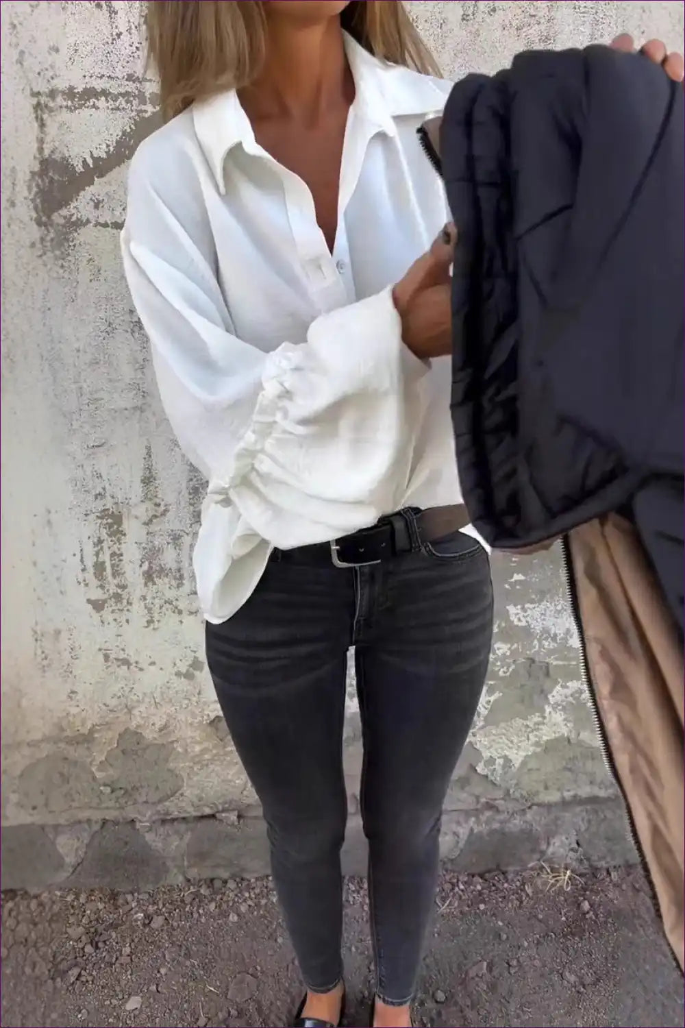 Button-up Shirt with Oversized Fit - Effortless Minimalism for All Season, Autumn, Blouse, Casual, Everyday