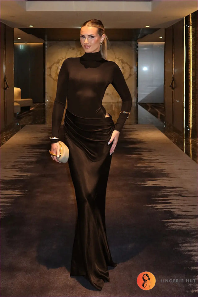 Cut-Out Bodycon Maxi Dress - Statement Evening Energy