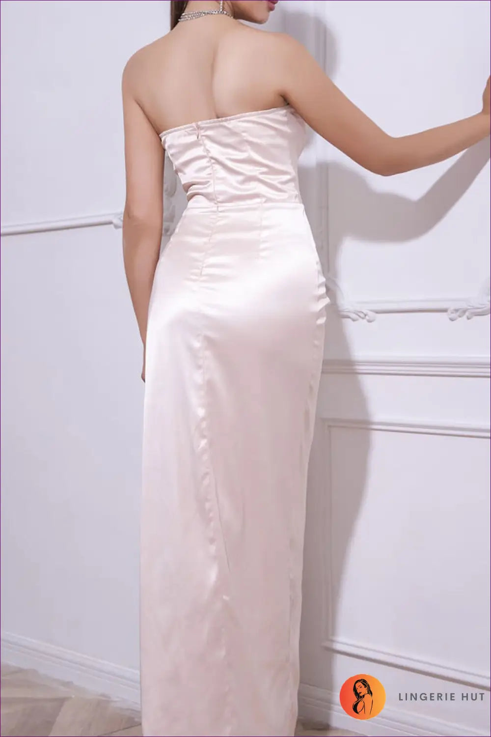 Embrace Summer Glamour With Our Elegant Satin Maxi Dress. Limited Stock Available - Shop Now For Effortless