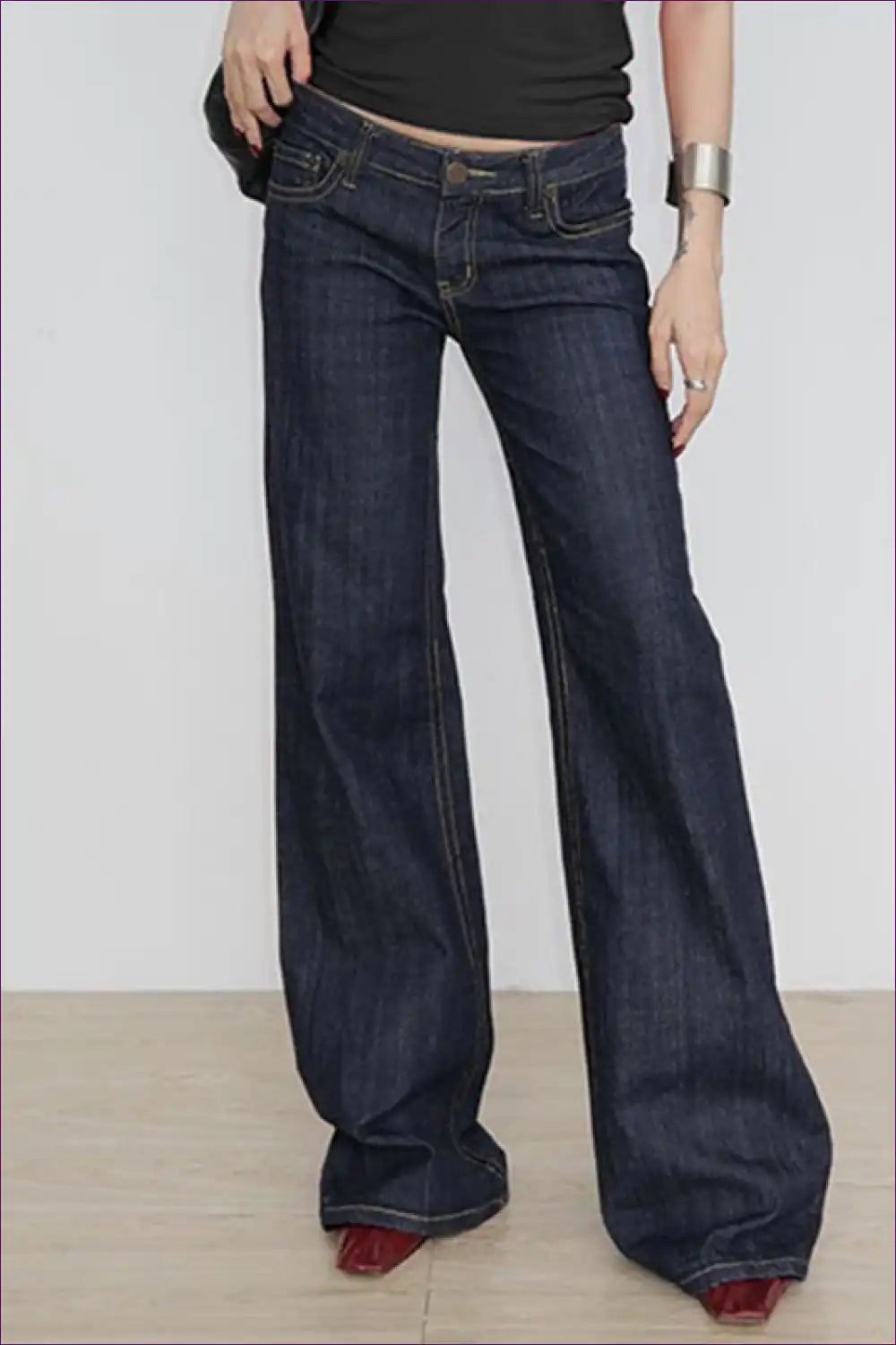 Embroidered Flared Low-rise Jeans - Retro with an Edge for Casual, Denim, Everyday, N, Navy
