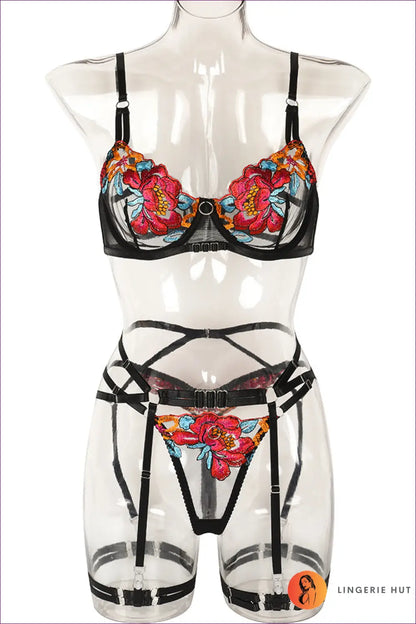 Embroidered Lingerie Bra Set - Effortless Allure After Dark - s / Black - Hut - All Season • Boudoir • Date Night