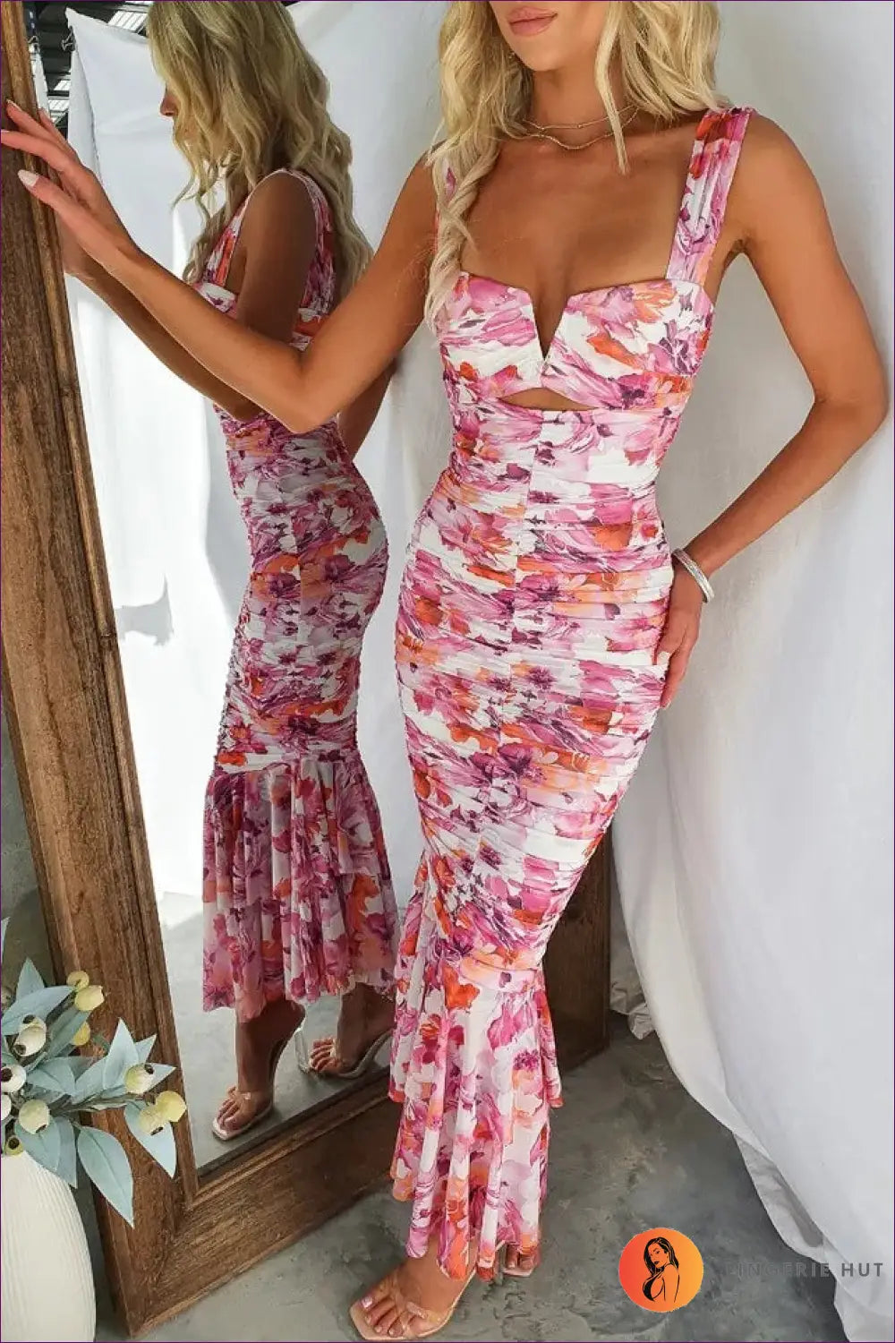 Floral Bodycon Midi Dress - Understated Glamour - s / Red - Dresses - Lingerie Hut - All Season • Casual • Evening Wear