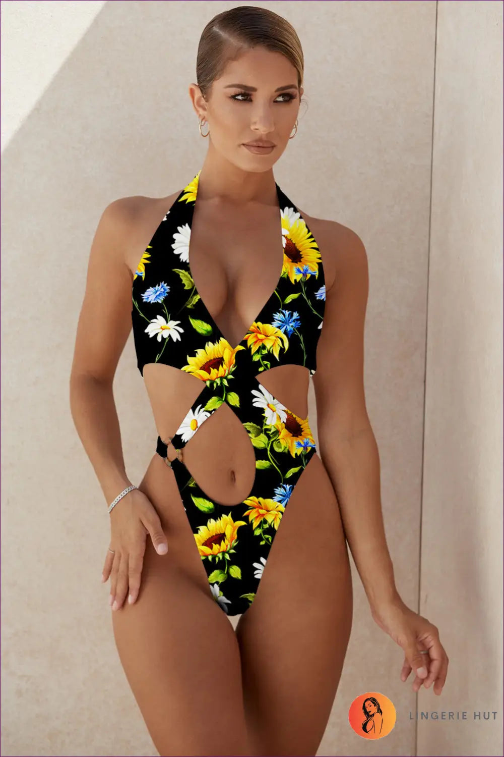 Floral Cutout Halter One-piece Swimsuit - Bold & Alluring for Beachwear, Cutout, Party, Poolside, Sexy