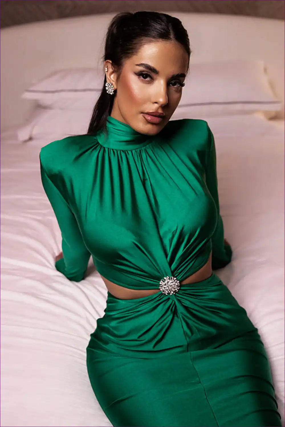 Half High Collar Long Sleeves Stitching Dress Women Sexy Backless Pleated Winter