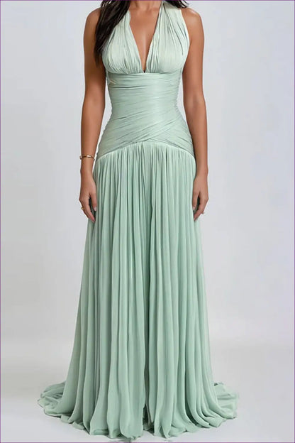 Halter Maxi Gown with Ruched Waist Detail - Evening Glamour - Bodycon Dress - Dresses • just in • Polyester - Lingerie