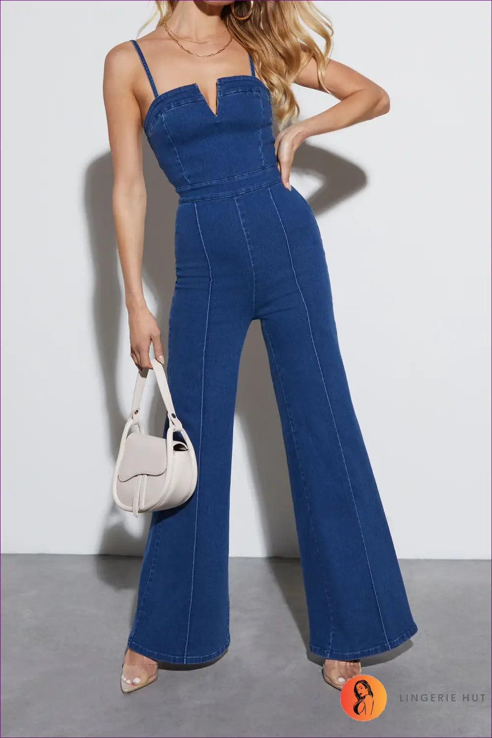 Jumpsuit with Wide-leg Silhouette - Effortless Elegance - Lingerie Hut - All Season • Backless • Cutout • Evening Wear