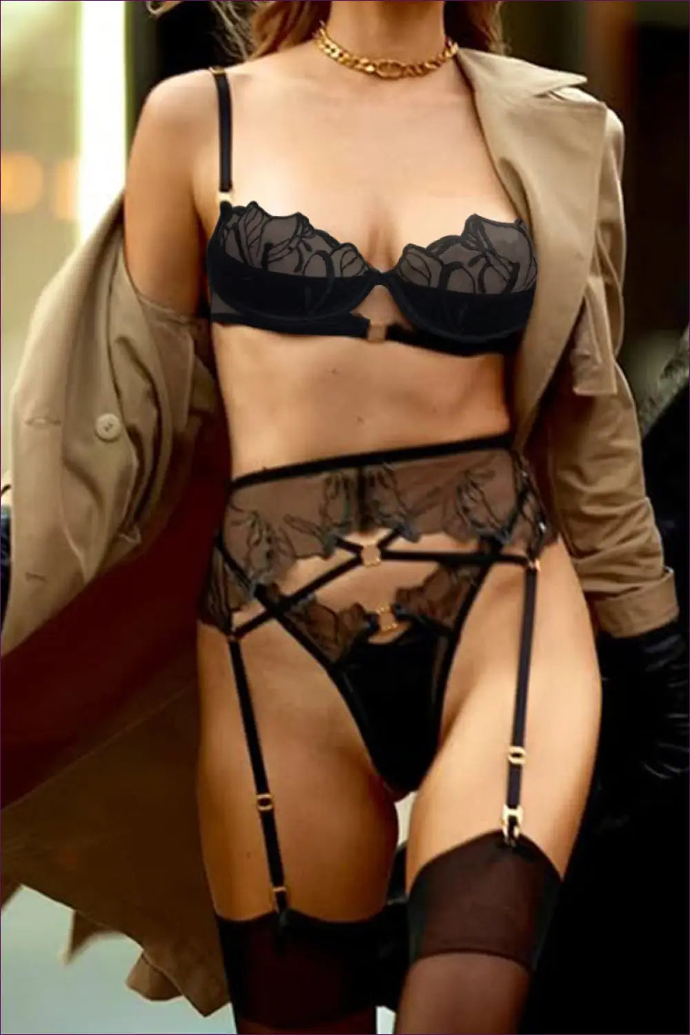 Lingerie Set with Crisscross Garter Straps - Private Luxury - Bras & Panty Sets - Boudoir • Bra • Date Night • Hut