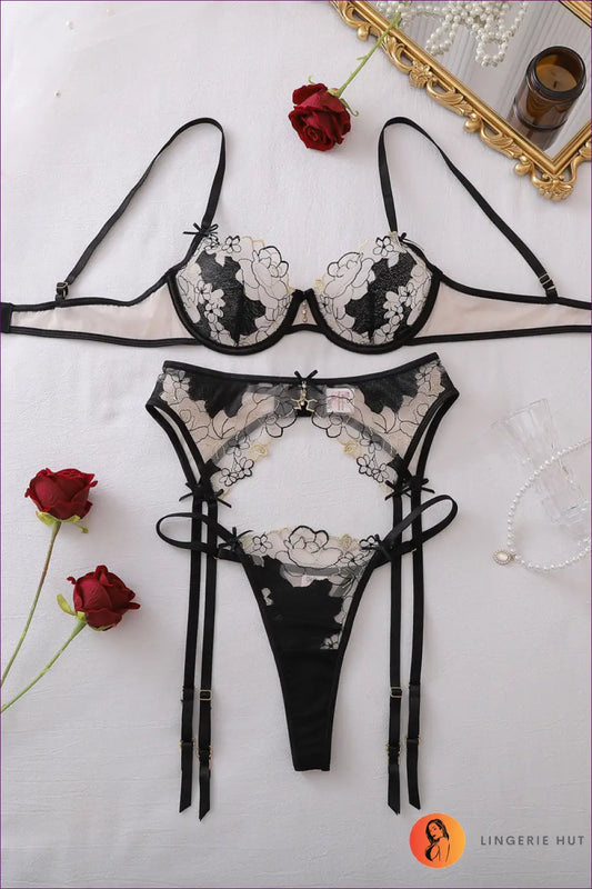Lingerie Set with Statement Detail - After Dark Energy - s / Black - Bras & Panty Sets - Floral • just in • Lace • Sexy