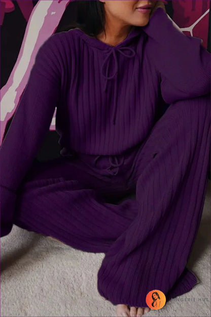 Long Sleeve Pyjama Set with Hood - Off-duty Comfort - s / Purple - Loungewear - Lingerie Hut - All Season • Casual
