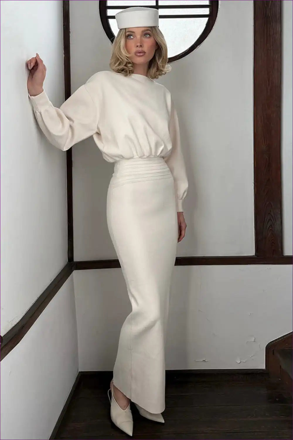 Maxi Dress with Balloon Sleeves - Effortless Grace for A-line, All Season, Autumn, Boho, Casual