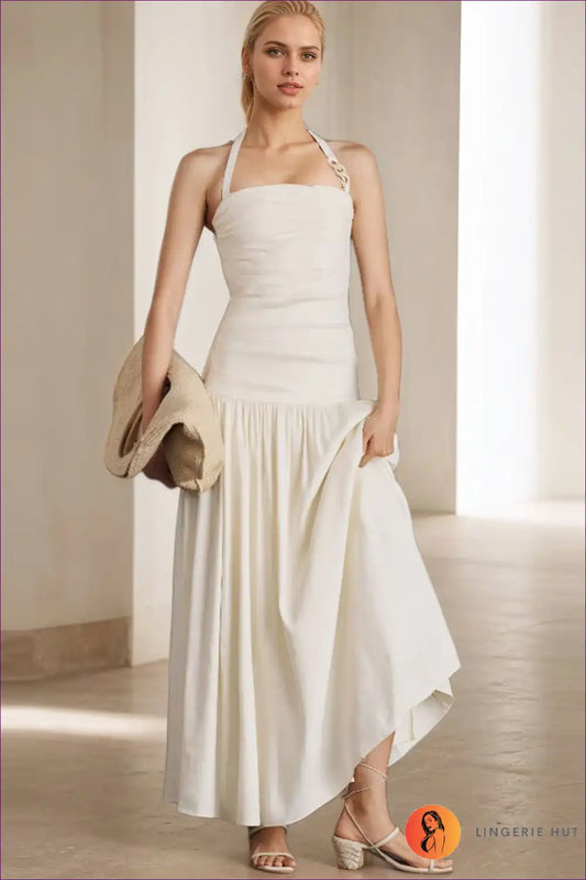 Maxi Dress with Halter Neck and Ruched Bodice - Summer Ease for Backless, Casual, Cutout, Dress, Everyday