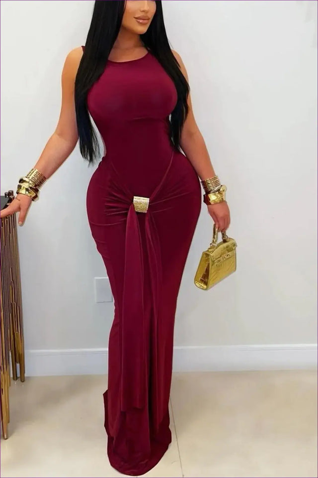 Maxi Dress with Ruched Waist and Backless Detail - Luxe Evenings