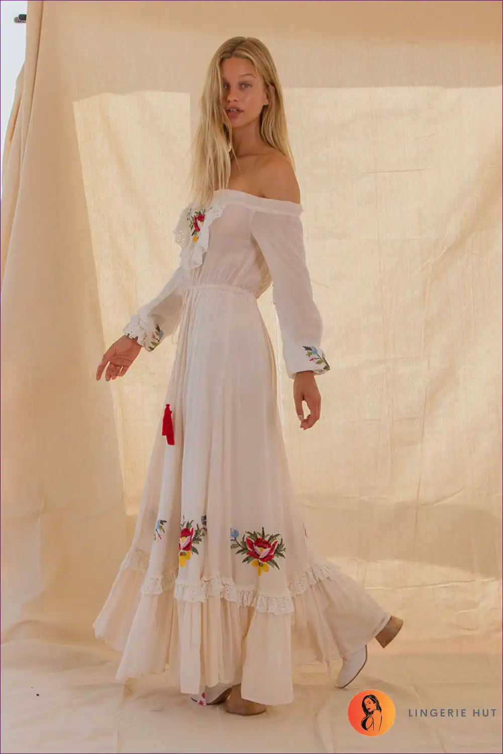 Maxi Dress with Off-shoulder Design - Countryside Romance for A-line, Autumn, Boho, Casual, Cotton