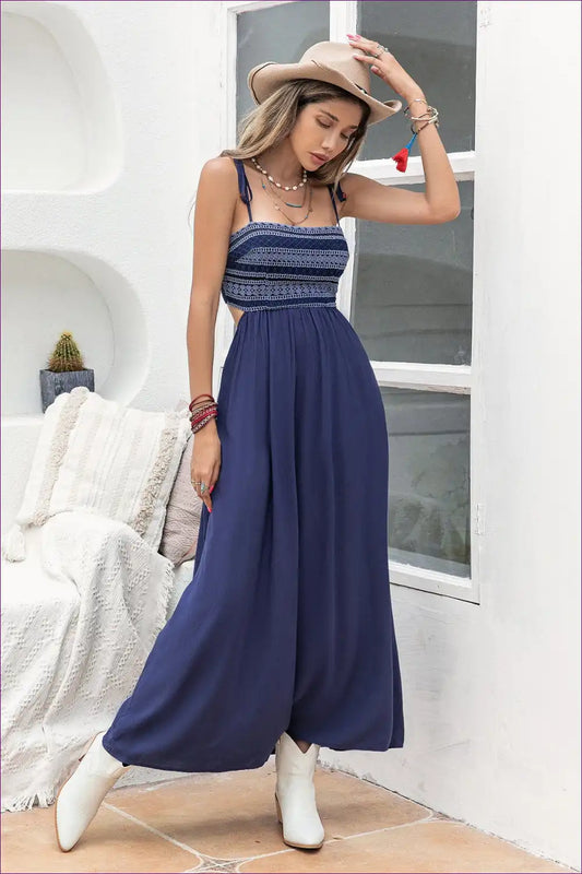 Maxi Dress with Smocked Bodice - Coastal Elegance for A-line, Casual, Dress, Evening Wear, Formal Wear